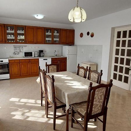 Apartmani Sladana Kampor Екстер'єр фото