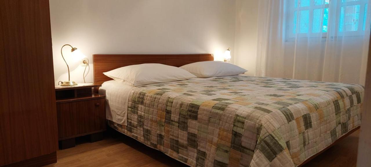Apartmani Sladana Kampor Екстер'єр фото