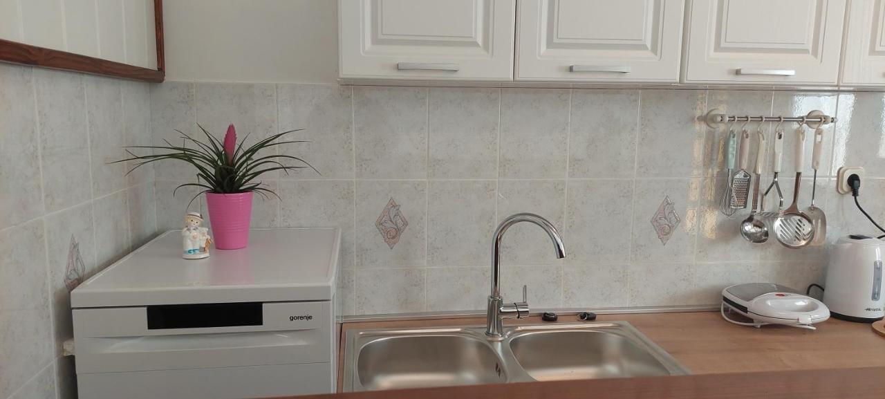 Apartmani Sladana Kampor Екстер'єр фото