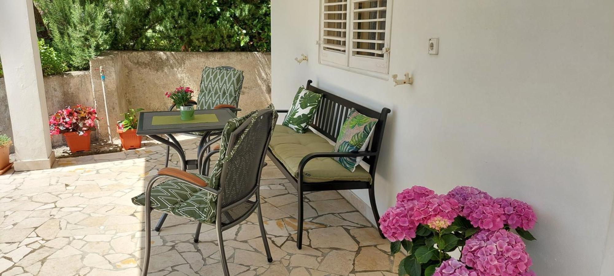 Apartmani Sladana Kampor Екстер'єр фото