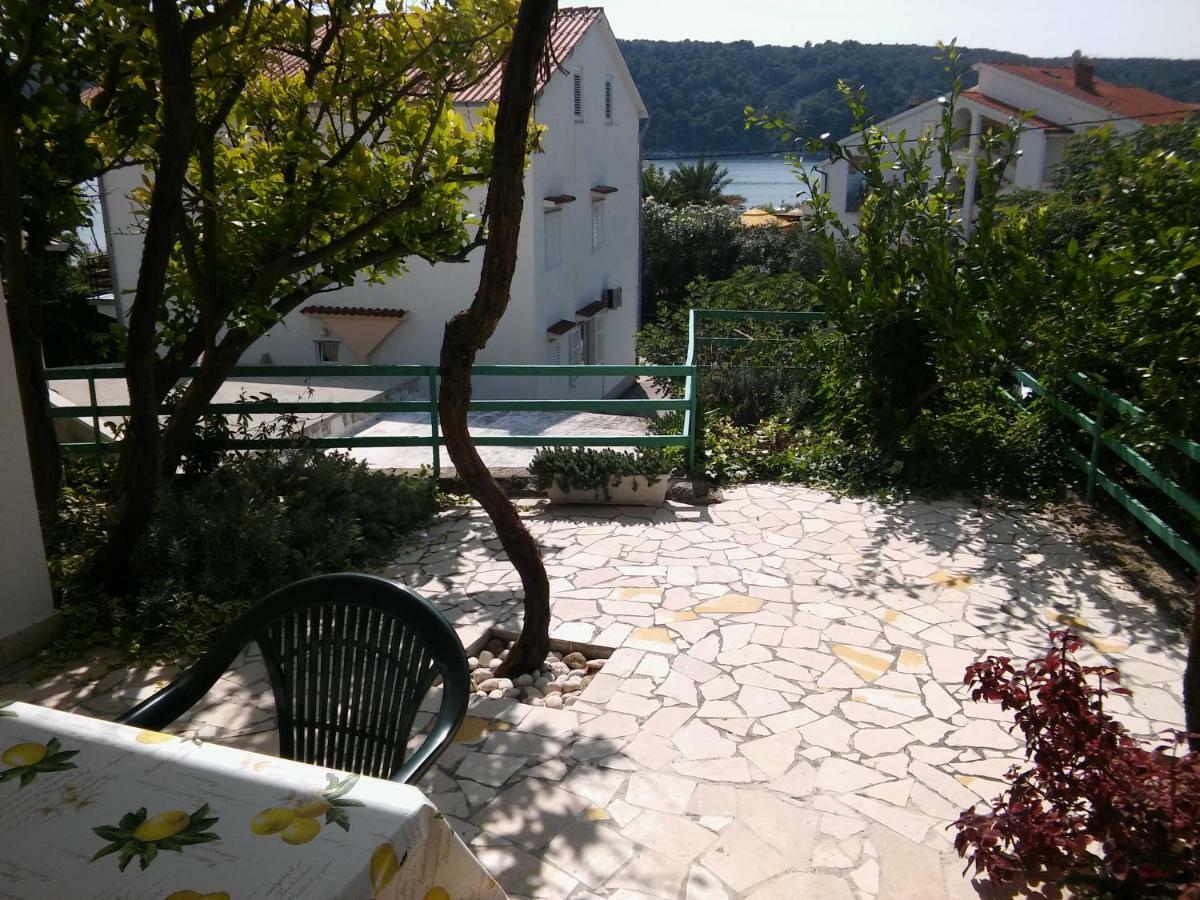 Apartmani Sladana Kampor Екстер'єр фото
